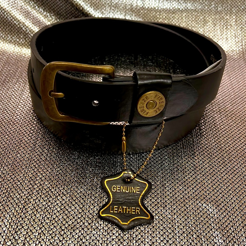 Mens Firenze Black Leather Belt (New) 40 holes run 35 3/4-41 1/2 🤠1 1/4 wide👍